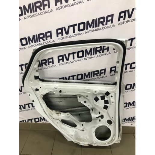 Двері задні ліві Ford Focus 3 SN/HB 2011-2017 1885271